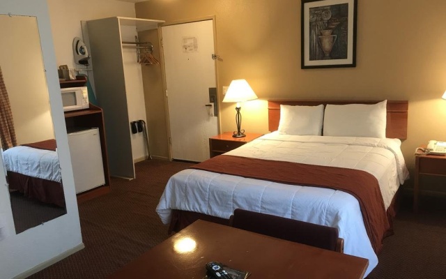 photo 3 of Portofino Beach Inn
