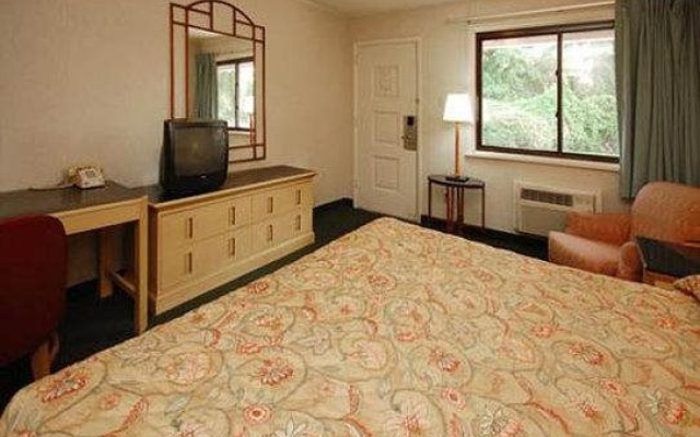 photo 4 of 波基普西旅馆(Poughkeepsie Inn)