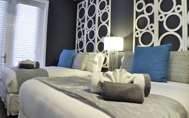 photo 4 of Premier Hollywood LA 4BD Suite