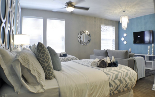 photo 5 of Premier Hollywood LA 4BD Suite