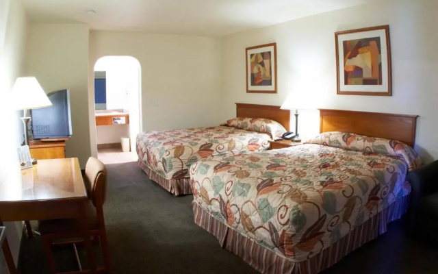 photo 3 of Premier Inns Tolleson