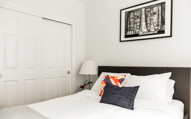 photo 2 of Premier Theater District Suites by Sonder