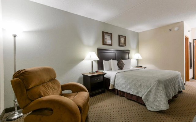 photo 3 of Grand View Inn and Suites