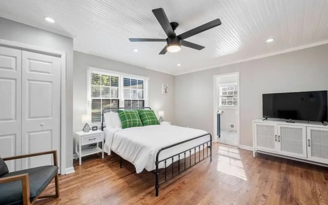 photo 3 of Private 1BR Cottage In Downtown Historic Norcross