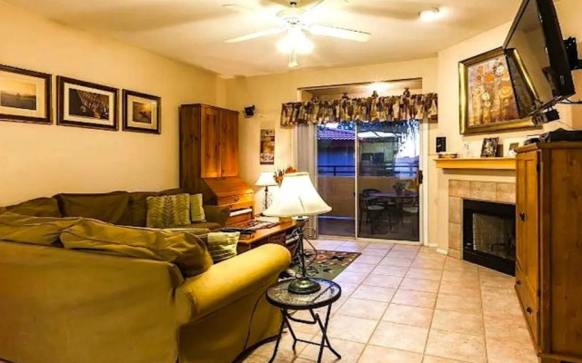 photo 2 of Private Resort Community -½ mile Walk to Nature Trails at N. Mtn. Preserve!