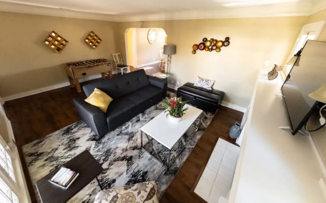 photo 4 of QUAINT UPDATED 2-BEDROOM HOUSE IN GLENDALE (p2)