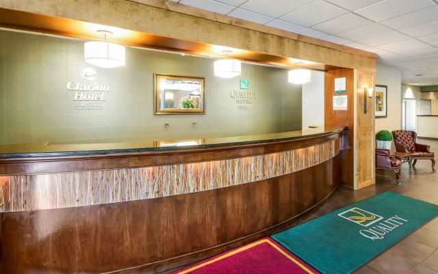 photo 2 of Chester Hotel & Conference Center