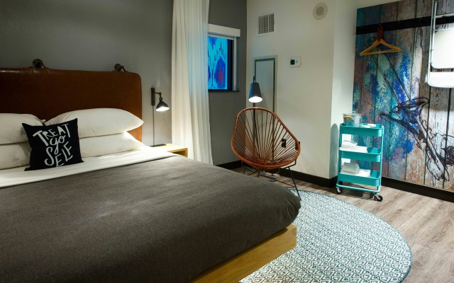photo 2 of Moxy New Orleans Downtown French Quarter Area
