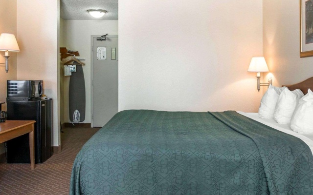 photo 3 of Quality Inn & Suites Monroe