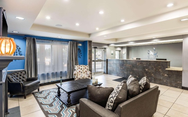 photo 2 of Holiday Inn Spartanburg Northwest by IHG