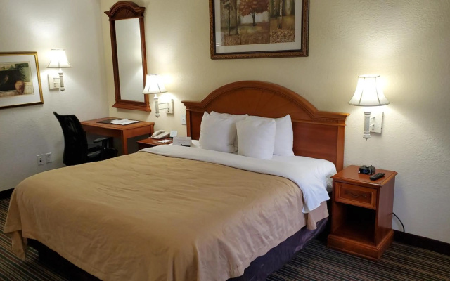 photo 4 of Quality Inn & Suites Biltmore East