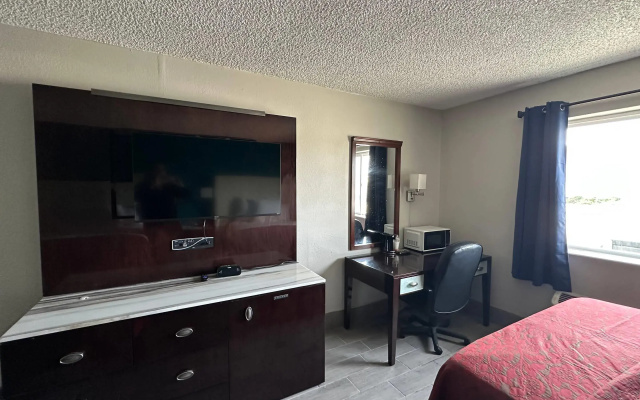 photo 5 of Rodeway Inn