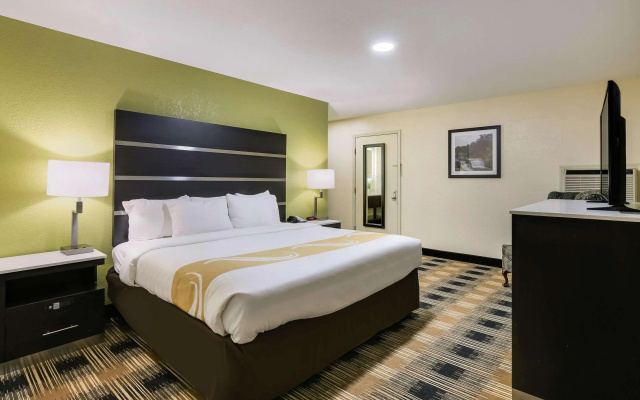 photo 4 of Quality Inn & Suites Mt Chalet