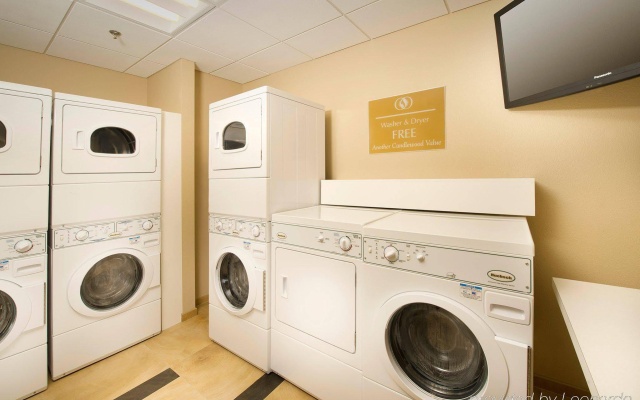photo 3 of stayAPT Suites Alexandria-Fort Belvoir