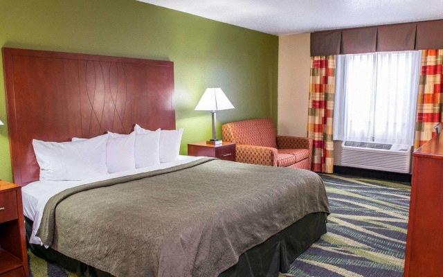 photo 4 of Quality Inn & Suites South Bend Airport