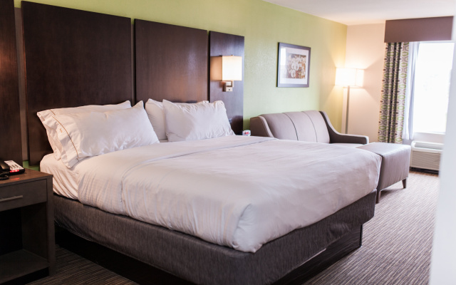 photo 5 of Holiday Inn Express & Suites Sweetwater by IHG