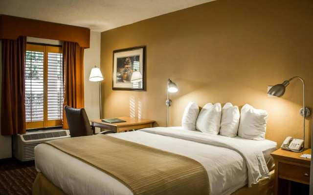 photo 3 of Quality Inn Durham - Chapel Hill CLOSED