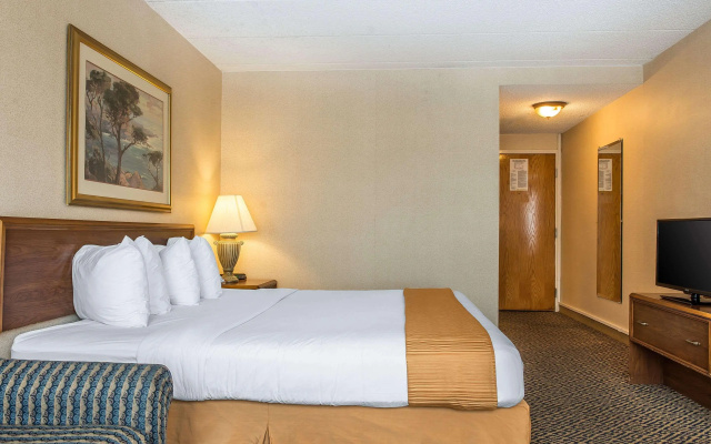 photo 5 of Quality Inn & Conference Center