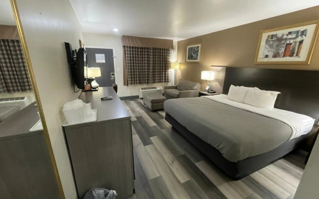 photo 3 of Quality Inn & Suites Goodyear - Phoenix West