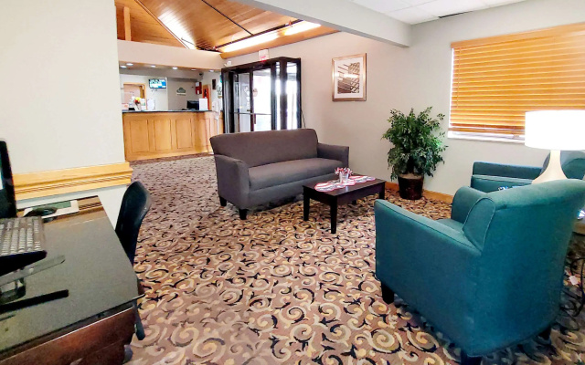 photo 2 of Quality Inn & Suites Marion