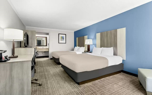 photo 4 of Quality Inn & Suites Florence Civic Center