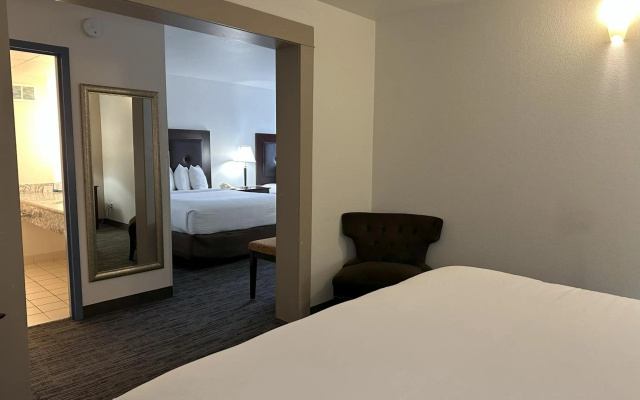 photo 5 of Quality Inn & Suites Everett