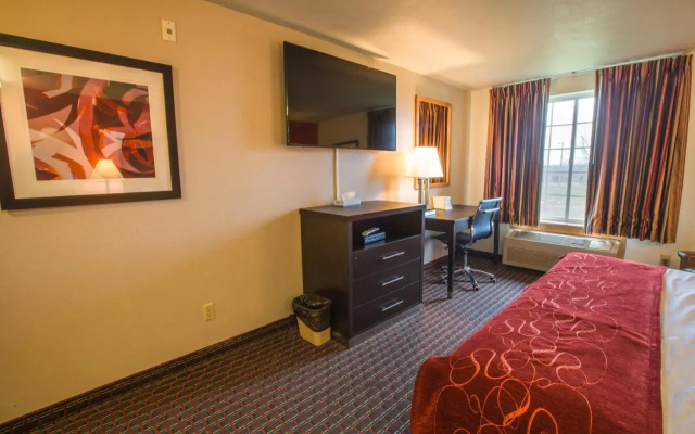 photo 3 of Quality Inn And Suites Portland