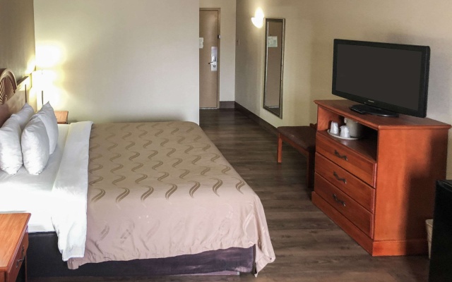 photo 4 of Quality Inn Near Joint Base Andrews - Washington Area