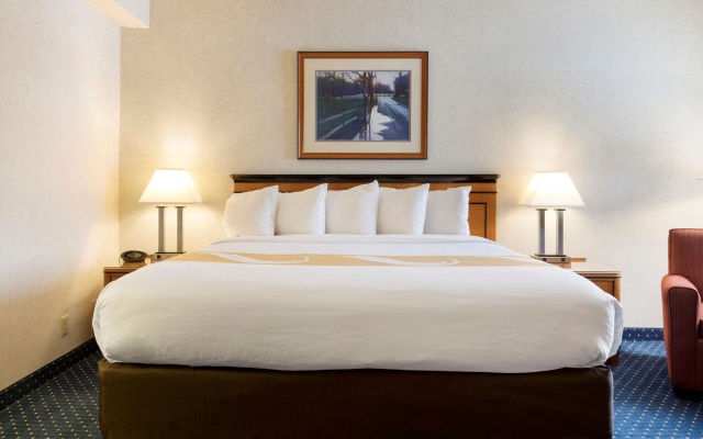 photo 3 of Quality Inn Auburn Hills - Detroit North
