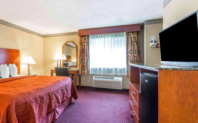 photo 4 of Quality Inn Burbank Airport