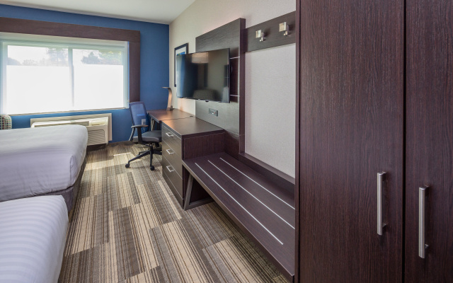 photo 3 of Holiday Inn Express Sunnyvale - Silicon Valley by IHG