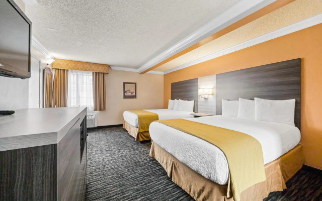 photo 3 of Arbor Inn Monterey