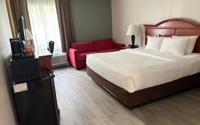 photo 3 of Quality Inn Edison-New Brunswick