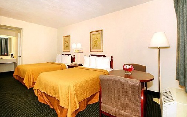 photo 2 of Quality Inn Executive Center Greenville - Geschlossen
