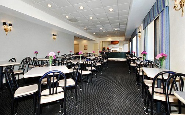 photo 5 of Quality Inn Executive Center Greenville - Geschlossen