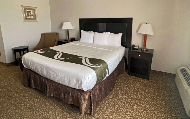 photo 5 of Quality Inn Fort Worth - Downtown East
