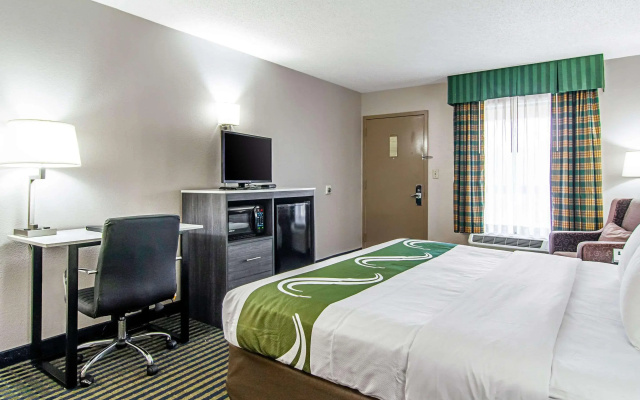 photo 3 of Quality Inn Savannah I-95