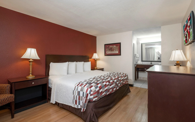 photo 4 of Red Roof Inn Gulfport - Biloxi Airport