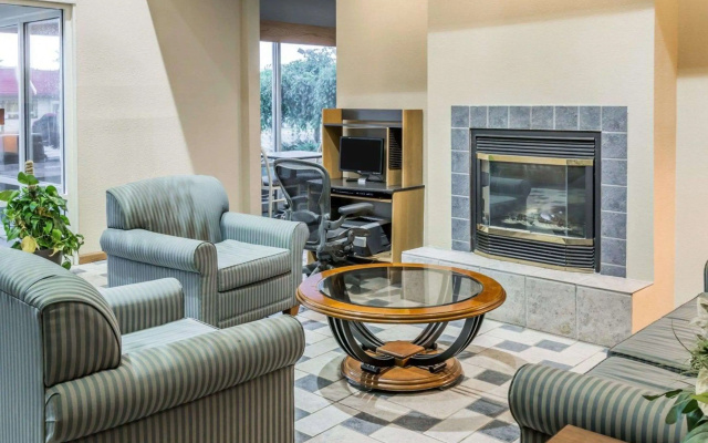 photo 2 of Quality Inn Kalamazoo near Wings Stadium
