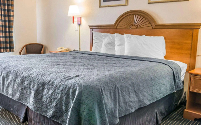 photo 3 of Quality Inn Kalamazoo near Wings Stadium