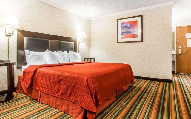 photo 3 of Quality Inn Marietta near Dobbins ARB