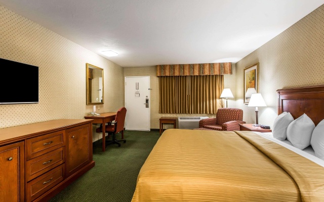 photo 5 of Quality Inn Near China Lake Naval Station