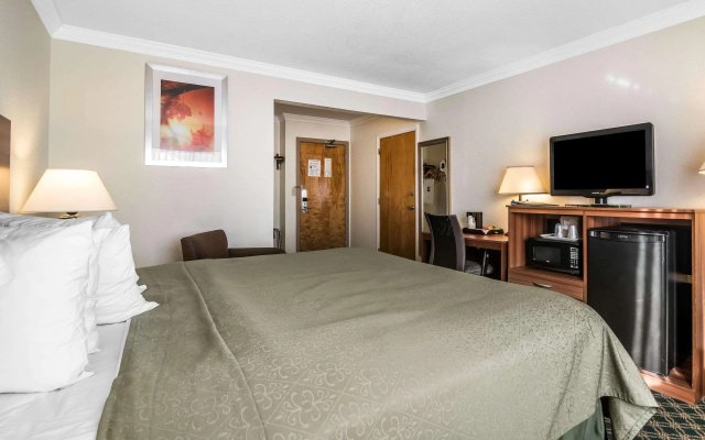 photo 4 of Quality Inn Rutland - Killington
