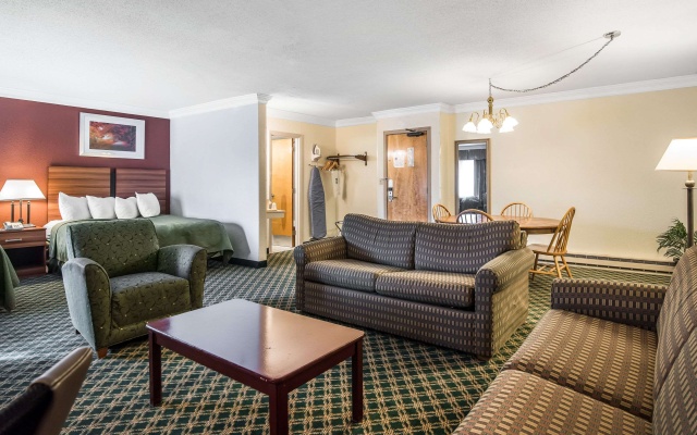 photo 5 of Quality Inn Rutland - Killington