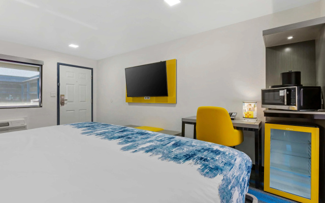 photo 4 of Hotel Blue 66, BW Signature Collection