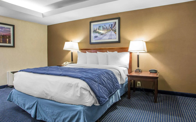 photo 4 of Quality Inn Schaumburg - Chicago near the Mall