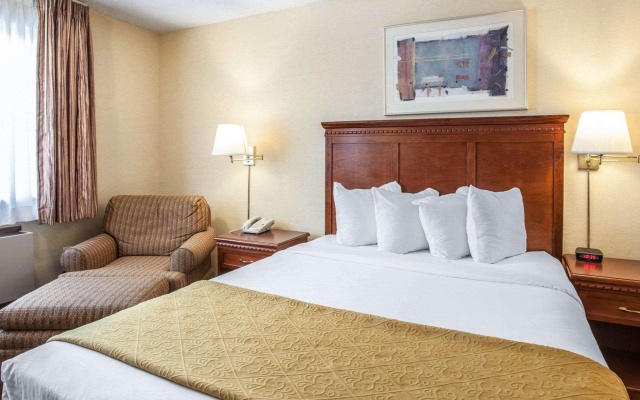 photo 4 of Quality Inn SeaTac Airport-Seattle