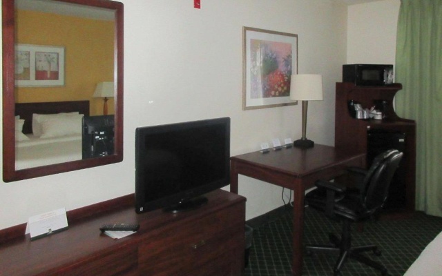 photo 5 of Wingate by Wyndham Uniontown