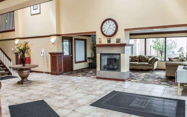 photo 2 of Quality Inn & Suites
