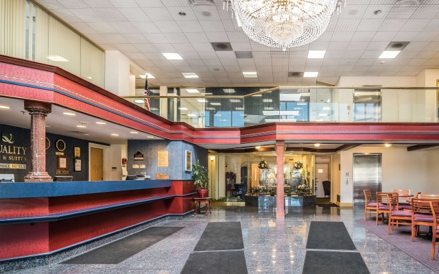 photo 2 of Quality Inn & Suites Albany Airport